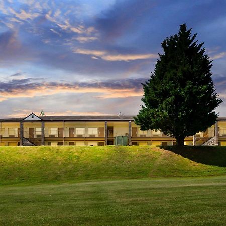 Econo Lodge Lynchburg Zewnętrze zdjęcie