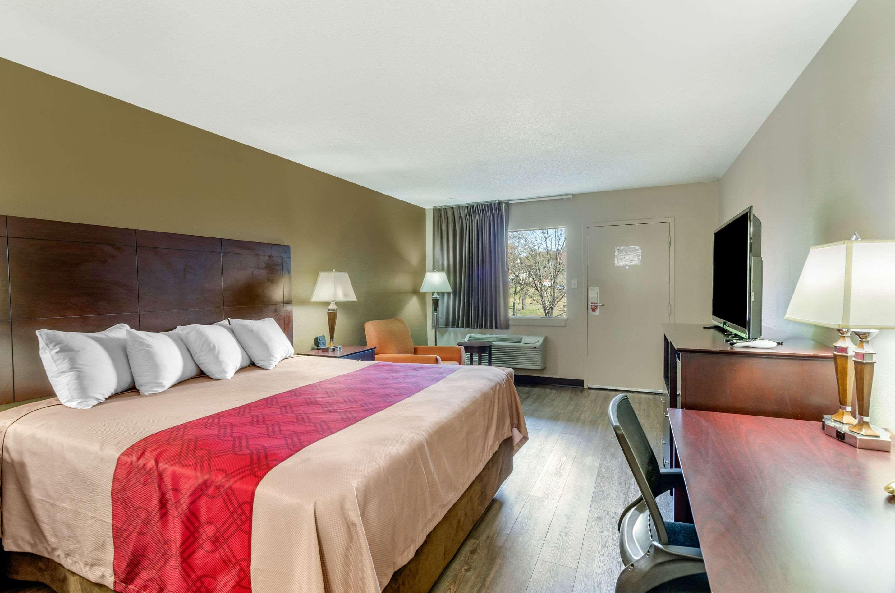 Econo Lodge Lynchburg Zewnętrze zdjęcie
