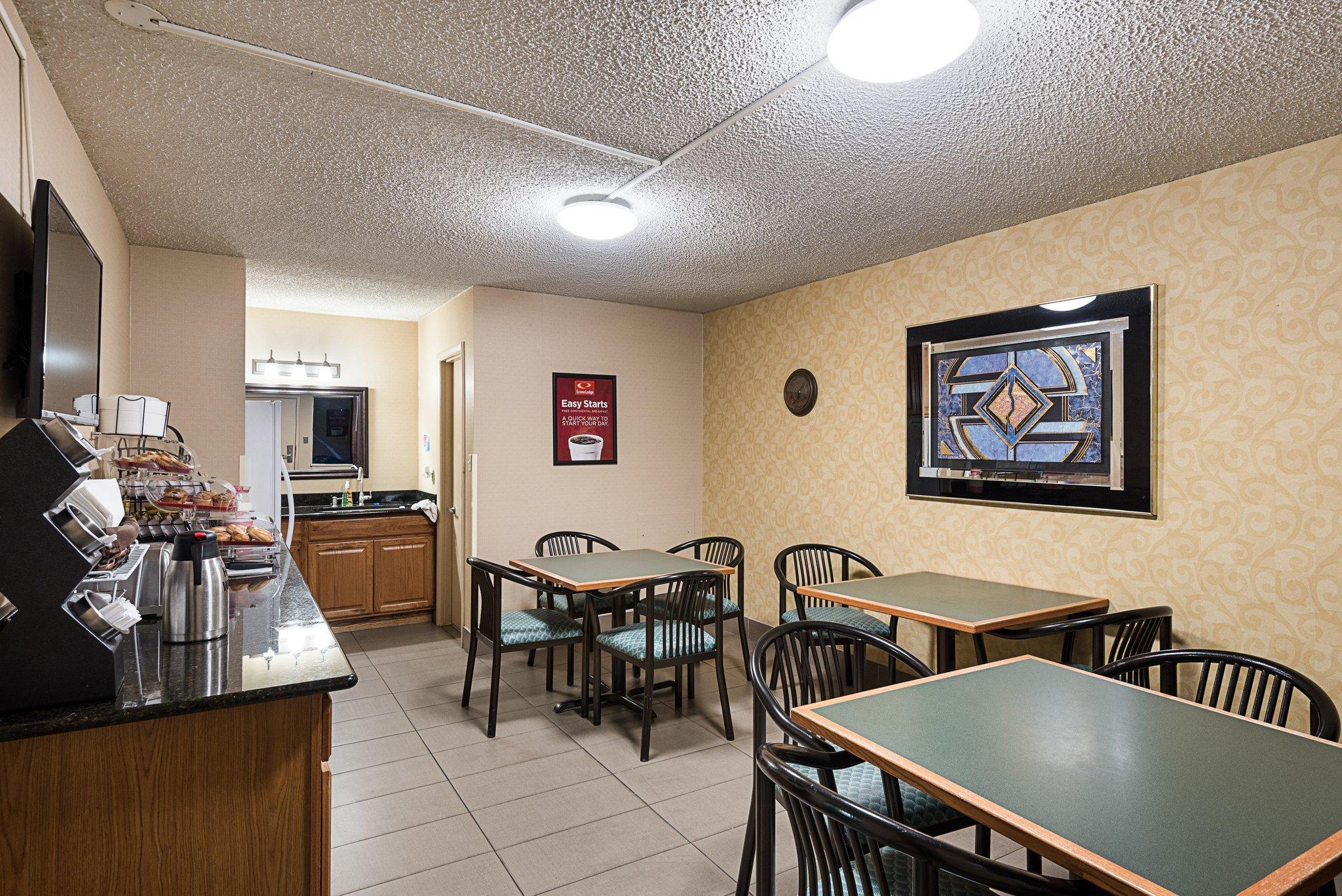 Econo Lodge Lynchburg Zewnętrze zdjęcie