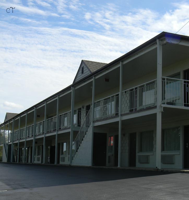 Econo Lodge Lynchburg Zewnętrze zdjęcie