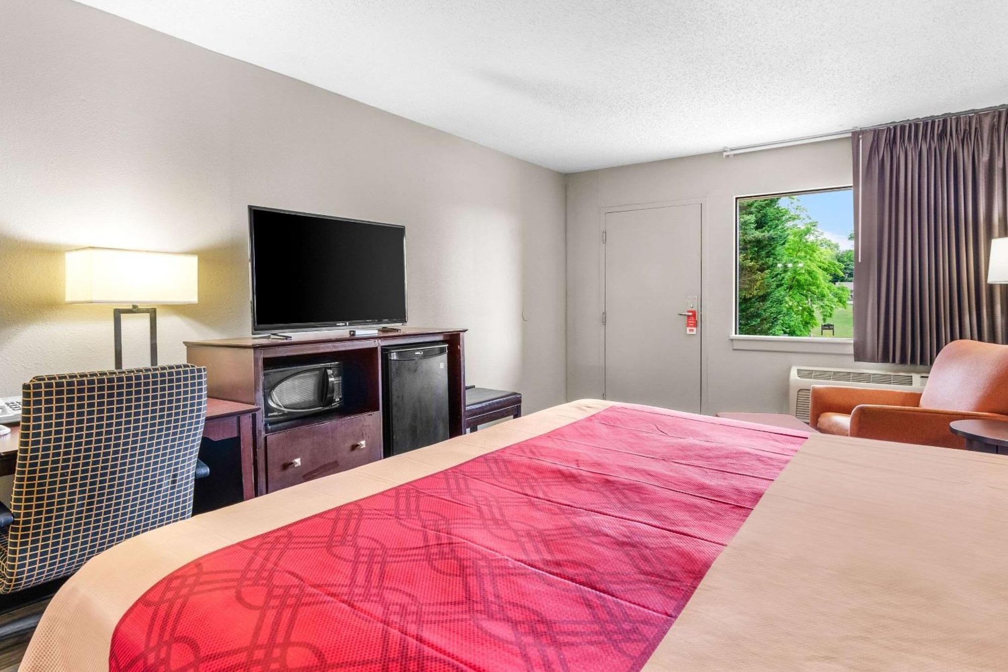 Econo Lodge Lynchburg Zewnętrze zdjęcie
