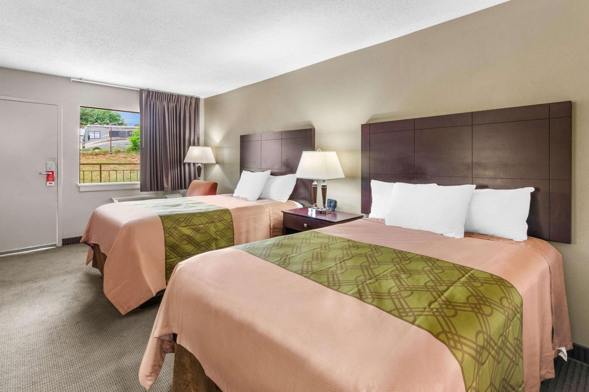 Econo Lodge Lynchburg Zewnętrze zdjęcie
