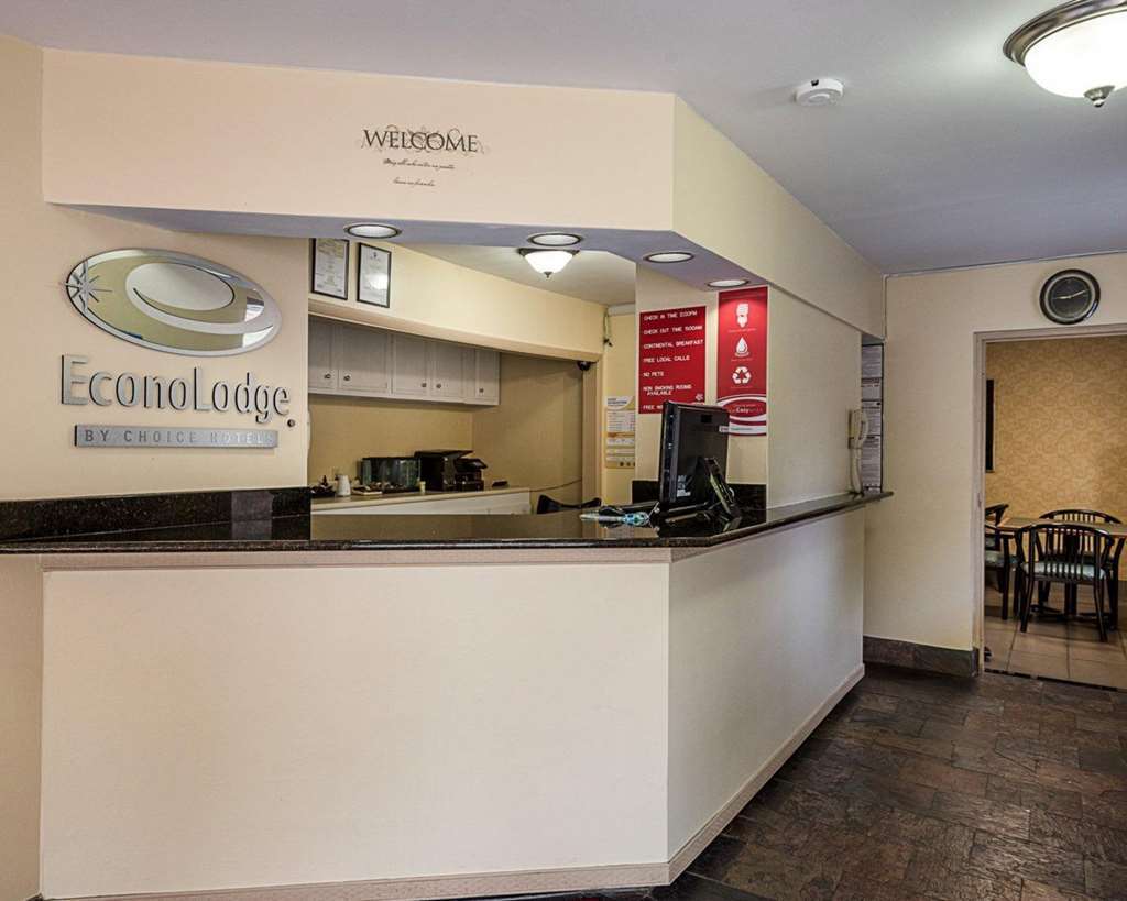 Econo Lodge Lynchburg Wnętrze zdjęcie