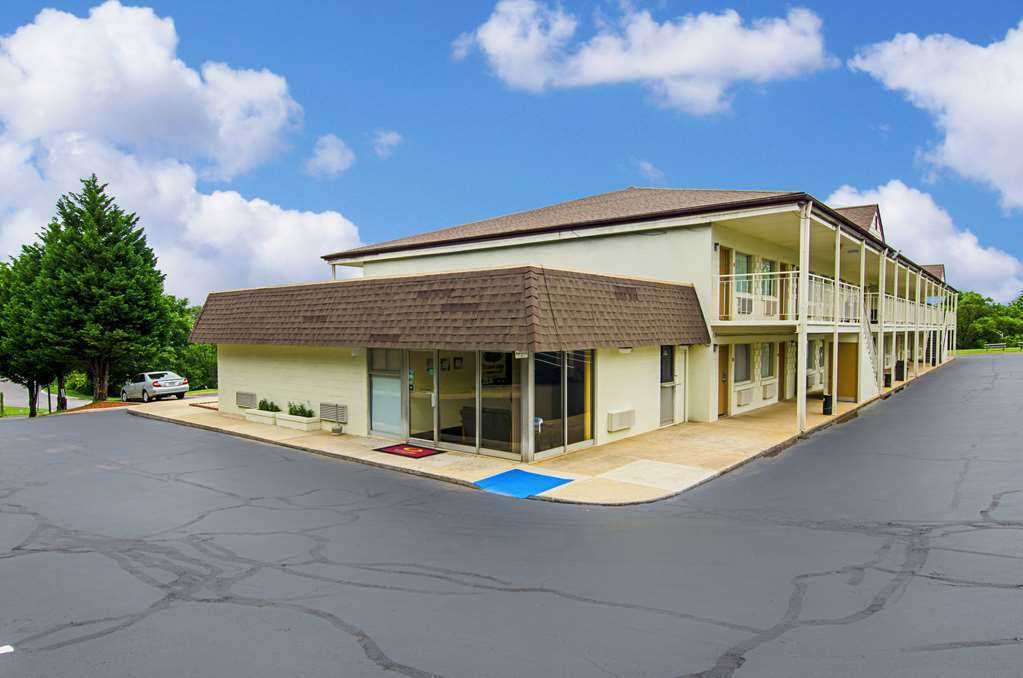 Econo Lodge Lynchburg Zewnętrze zdjęcie