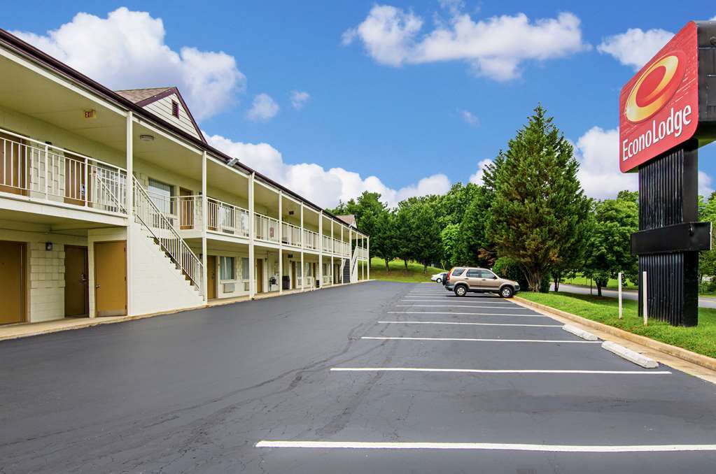 Econo Lodge Lynchburg Zewnętrze zdjęcie